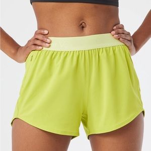 OUTDOOR VOICES - Relay 3” Short - Bright Yellow